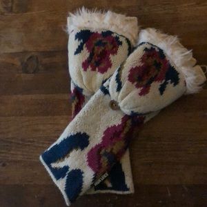 Mukluks fingerless gloves
